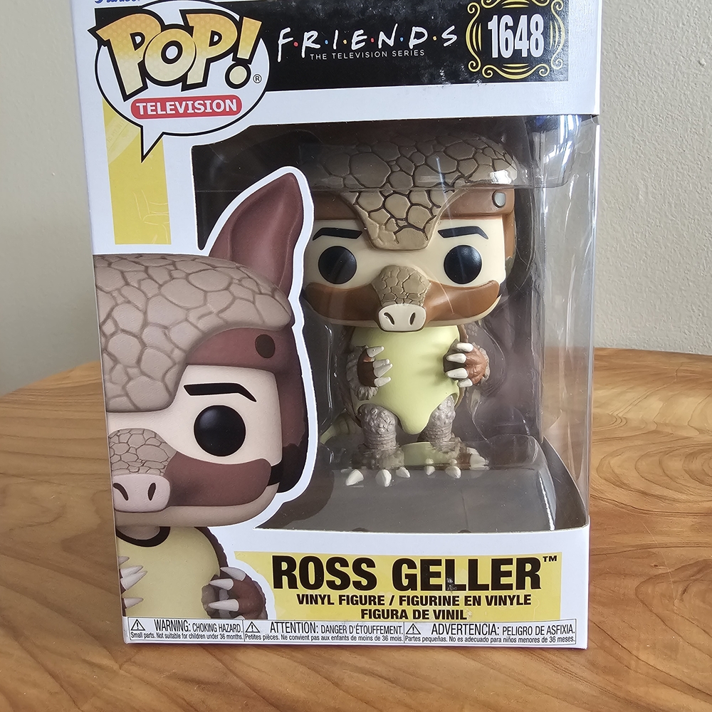 Funko Pop! Television Ross Geller Armadillo Brown Yellow Vinyl Figure - Picture 2 of 5
